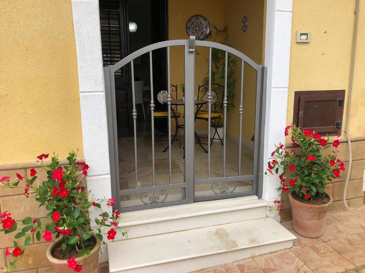 Casa Vacanze Makari ตรัปเปโต ภายนอก รูปภาพ