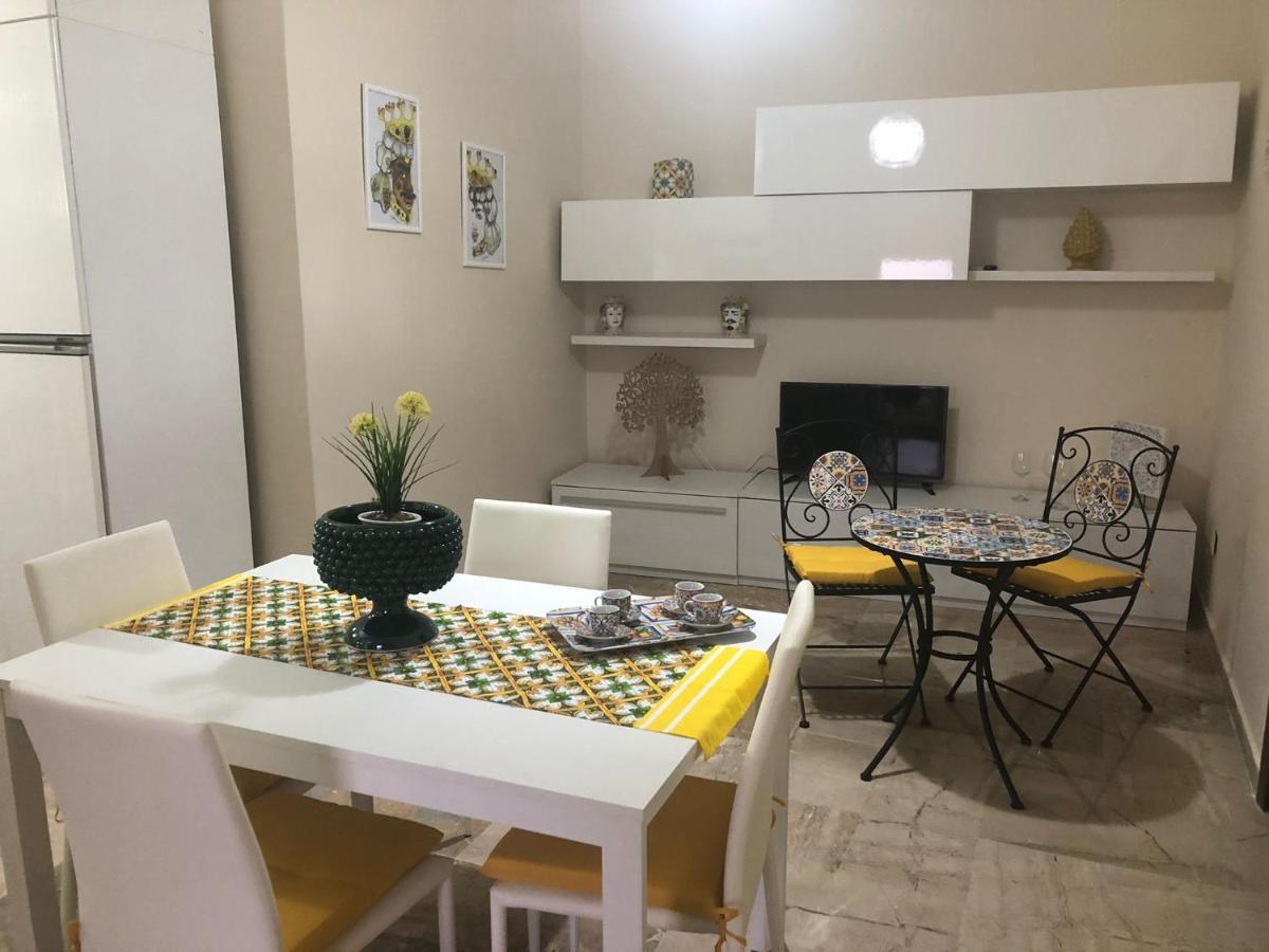 Casa Vacanze Makari ตรัปเปโต ภายนอก รูปภาพ